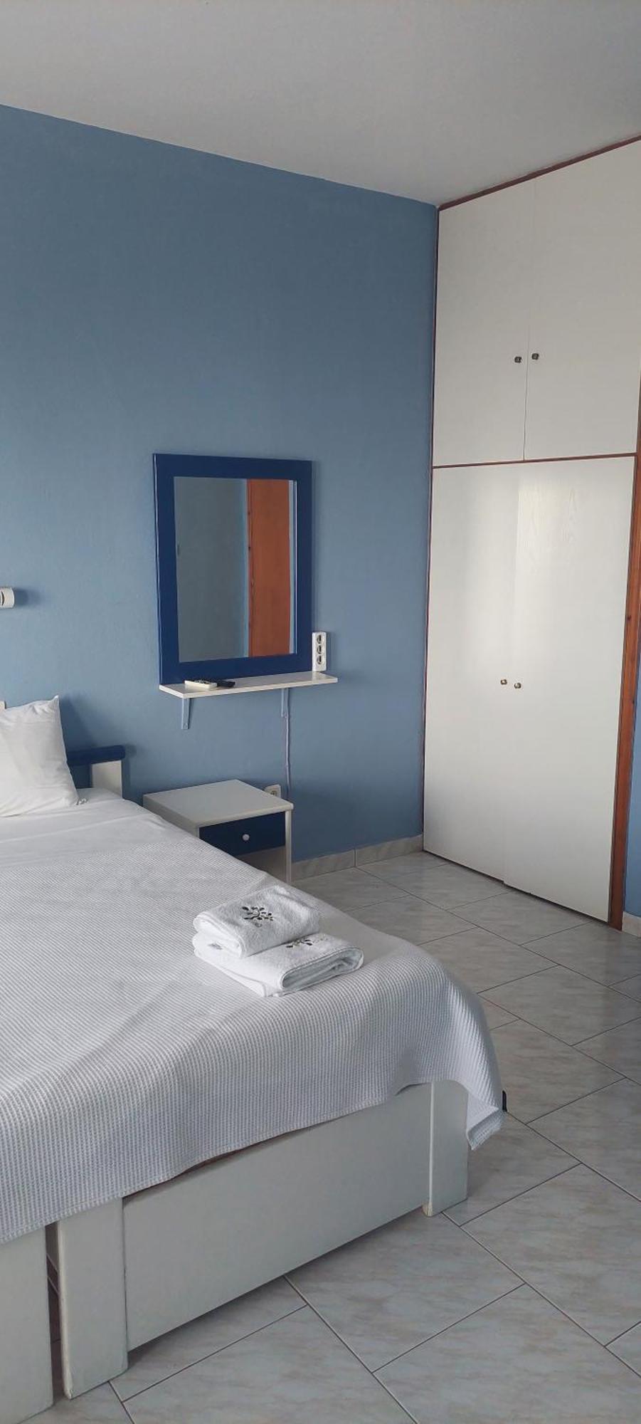 Seaside Studios Paralia Dionysiou Ruang foto